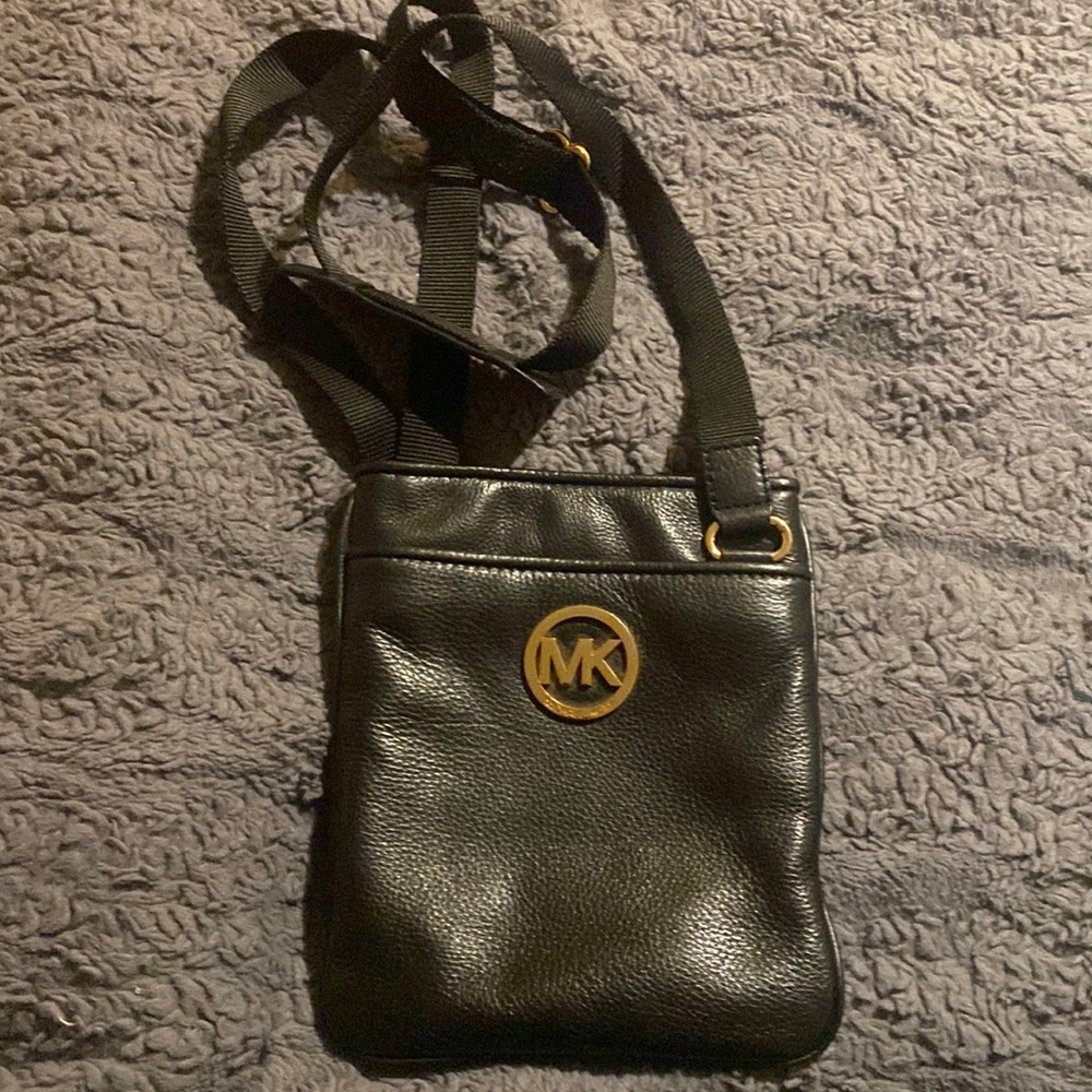 Micheal Kors crossbody